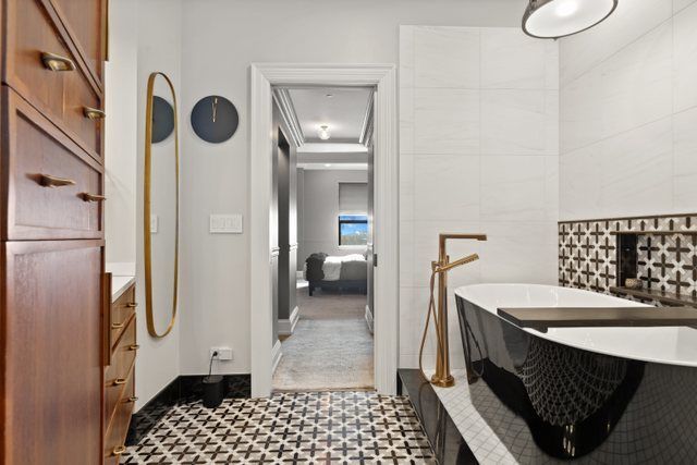 910 S Michigan Avenue 304, Chicago, IL 60605