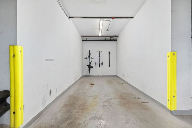 910 S Michigan Avenue 304, Chicago, IL 60605