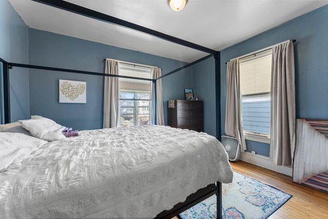 1042 16th Avenue SE, Minneapolis, MN 55414