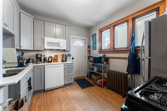 1042 16th Avenue SE, Minneapolis, MN 55414