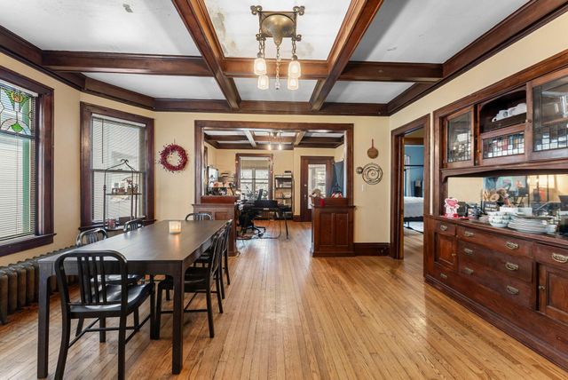 1042 16th Avenue SE, Minneapolis, MN 55414