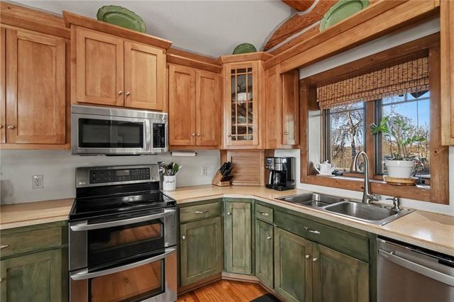 5050 SW O Highway, Trimble, MO 64492