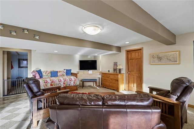 5050 SW O Highway, Trimble, MO 64492