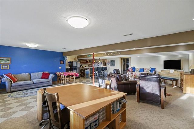 5050 SW O Highway, Trimble, MO 64492