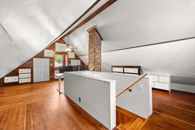47 Rockford St, Brockton, MA 02301