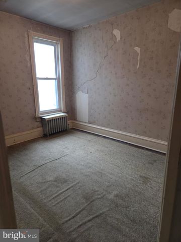 1223 ELM ST, Reading, PA 19604