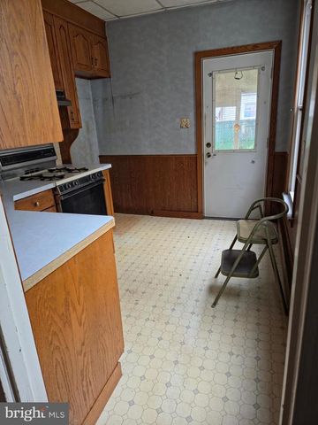 1223 ELM ST, Reading, PA 19604