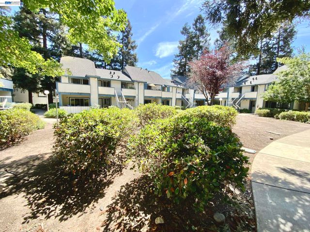404 Sequim Cmn, Fremont, CA 94539