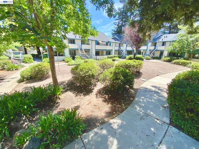404 Sequim Cmn, Fremont, CA 94539