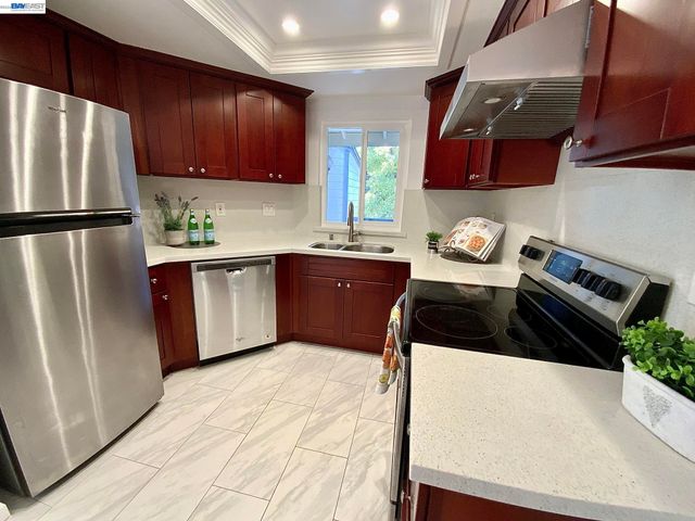 404 Sequim Cmn, Fremont, CA 94539
