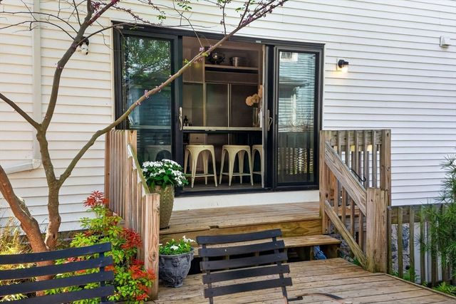 1445 River St, Boston, MA 02136