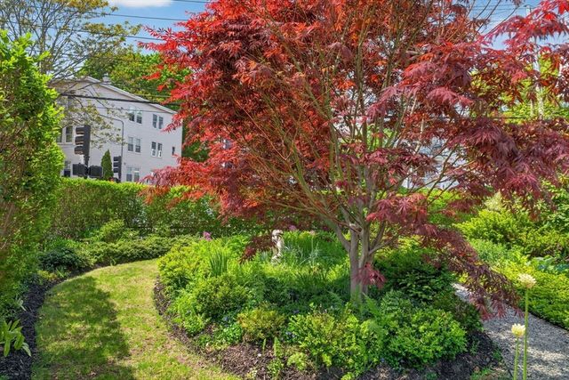 1445 River St, Boston, MA 02136