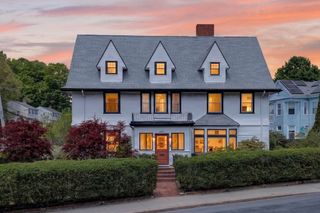 1445 River St, Boston, MA 02136