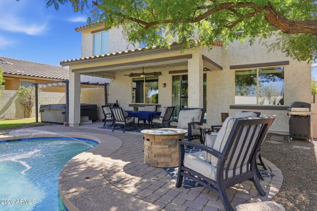 1096 E Flamingo Way, Gilbert, AZ 85297