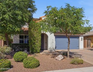 1096 E Flamingo Way, Gilbert, AZ 85297