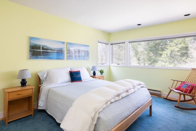 185 Warren Street, Brookline, MA 02445