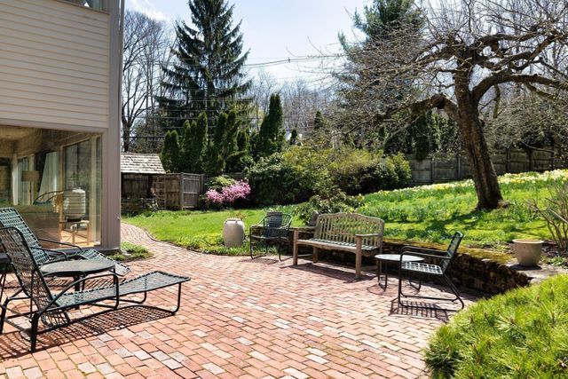 185 Warren Street, Brookline, MA 02445