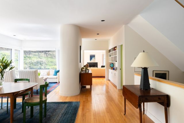 185 Warren Street, Brookline, MA 02445