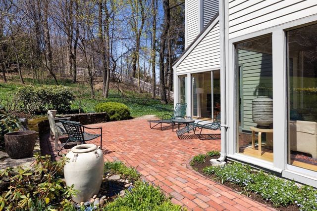 185 Warren Street, Brookline, MA 02445