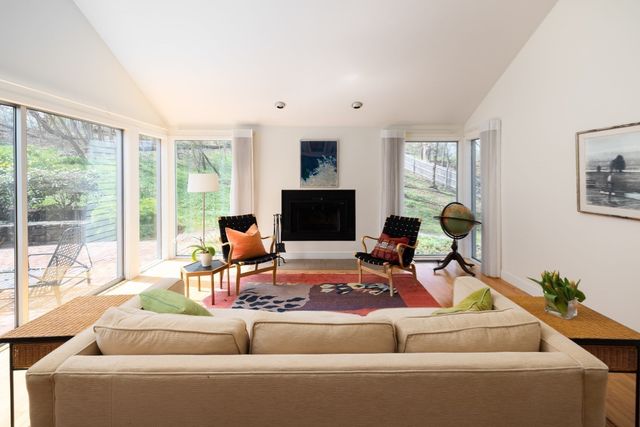 185 Warren Street, Brookline, MA 02445