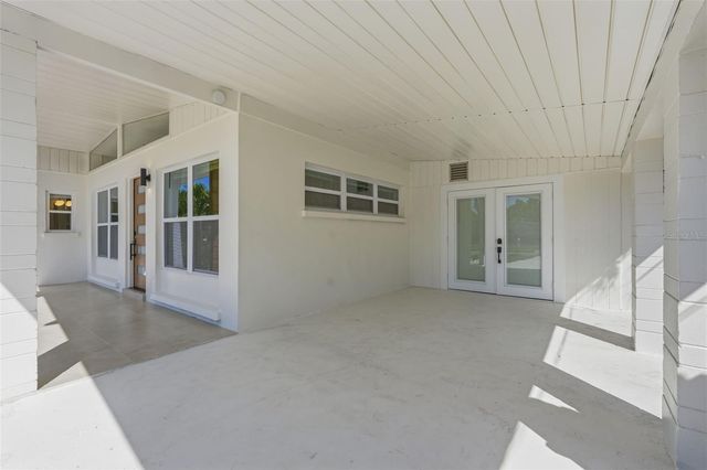 2989 GREENBRIAR STREET, Sarasota, FL 34237