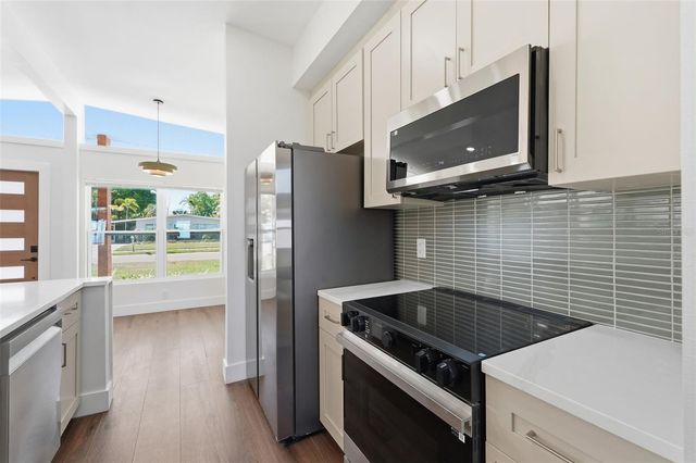 2989 GREENBRIAR STREET, Sarasota, FL 34237