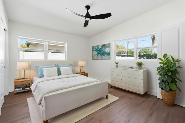 2989 GREENBRIAR STREET, Sarasota, FL 34237