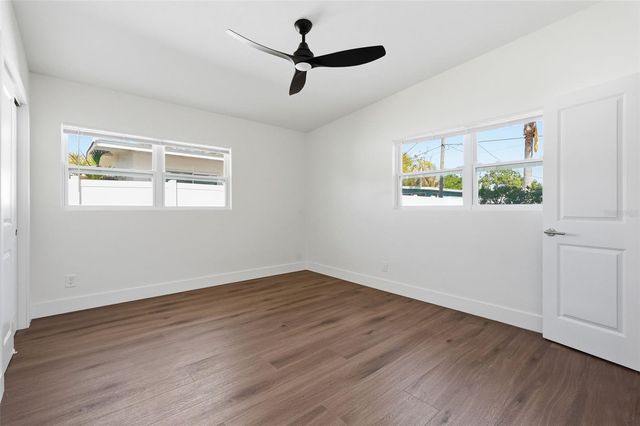 2989 GREENBRIAR STREET, Sarasota, FL 34237