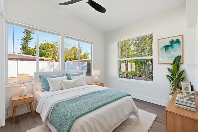 2989 GREENBRIAR STREET, Sarasota, FL 34237