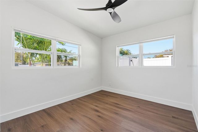 2989 GREENBRIAR STREET, Sarasota, FL 34237