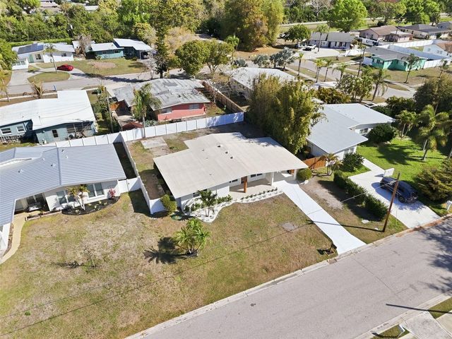 2989 GREENBRIAR STREET, Sarasota, FL 34237