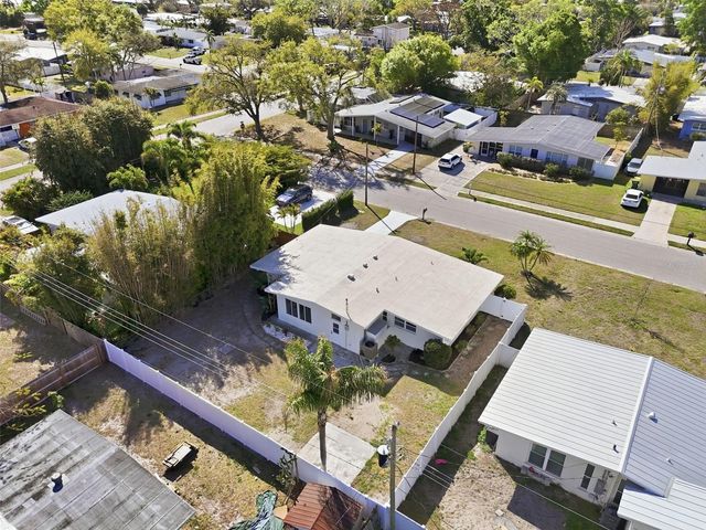 2989 GREENBRIAR STREET, Sarasota, FL 34237