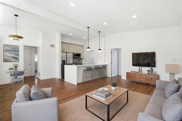 2989 GREENBRIAR STREET, Sarasota, FL 34237