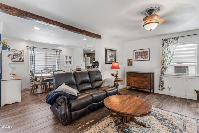 3290 Cole Avenue, Simi Valley, CA 93063