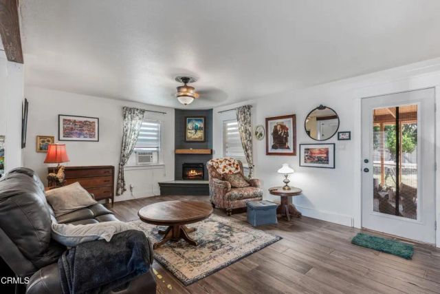 3290 Cole Avenue, Simi Valley, CA 93063