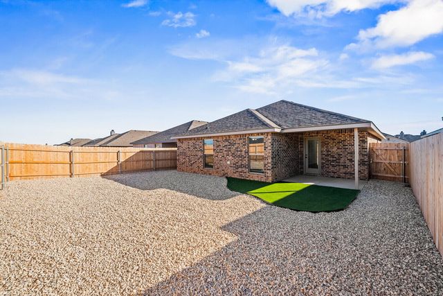 608 E 31st Street, Wolfforth, TX 79382