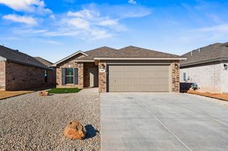 608 E 31st Street, Wolfforth, TX 79382