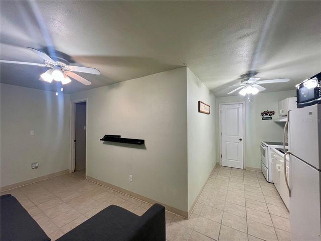 2908 W HEITER STREET, Tampa, FL 33607