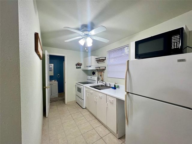 2908 W HEITER STREET, Tampa, FL 33607