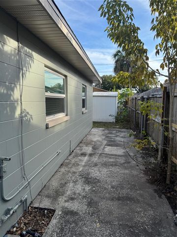 2908 W HEITER STREET, Tampa, FL 33607