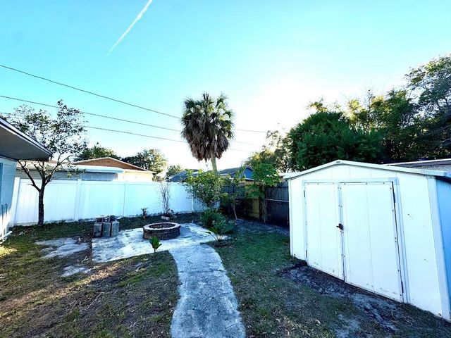 2908 W HEITER STREET, Tampa, FL 33607