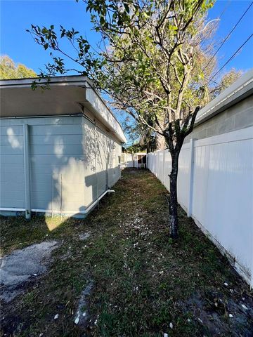 2908 W HEITER STREET, Tampa, FL 33607