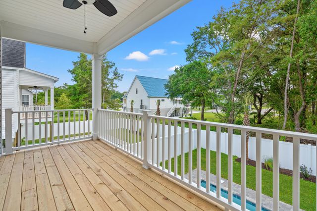 1716 26th Ave. N, North Myrtle Beach, SC 29582