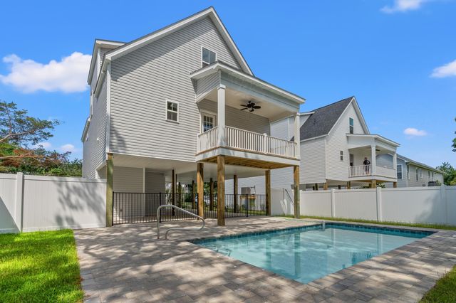 1716 26th Ave. N, North Myrtle Beach, SC 29582