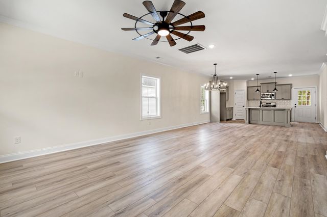 1716 26th Ave. N, North Myrtle Beach, SC 29582