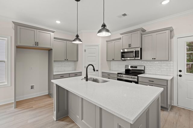 1716 26th Ave. N, North Myrtle Beach, SC 29582