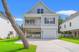 1716 26th Ave. N, North Myrtle Beach, SC 29582