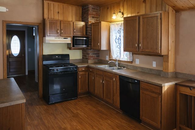 529 7th Street NW, Willmar, MN 56201