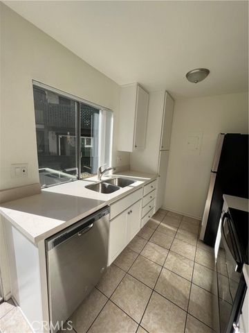 23224 Orange, Lake Forest (el Toro), CA 92630