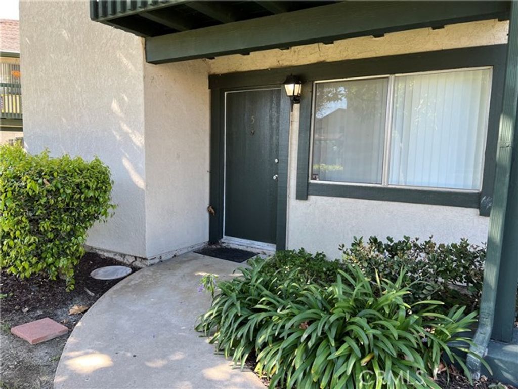 23224 Orange, Lake Forest (el Toro), CA 92630